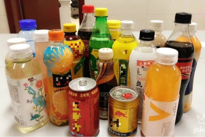 白開水和飲料，誰(shuí)更適合身體？